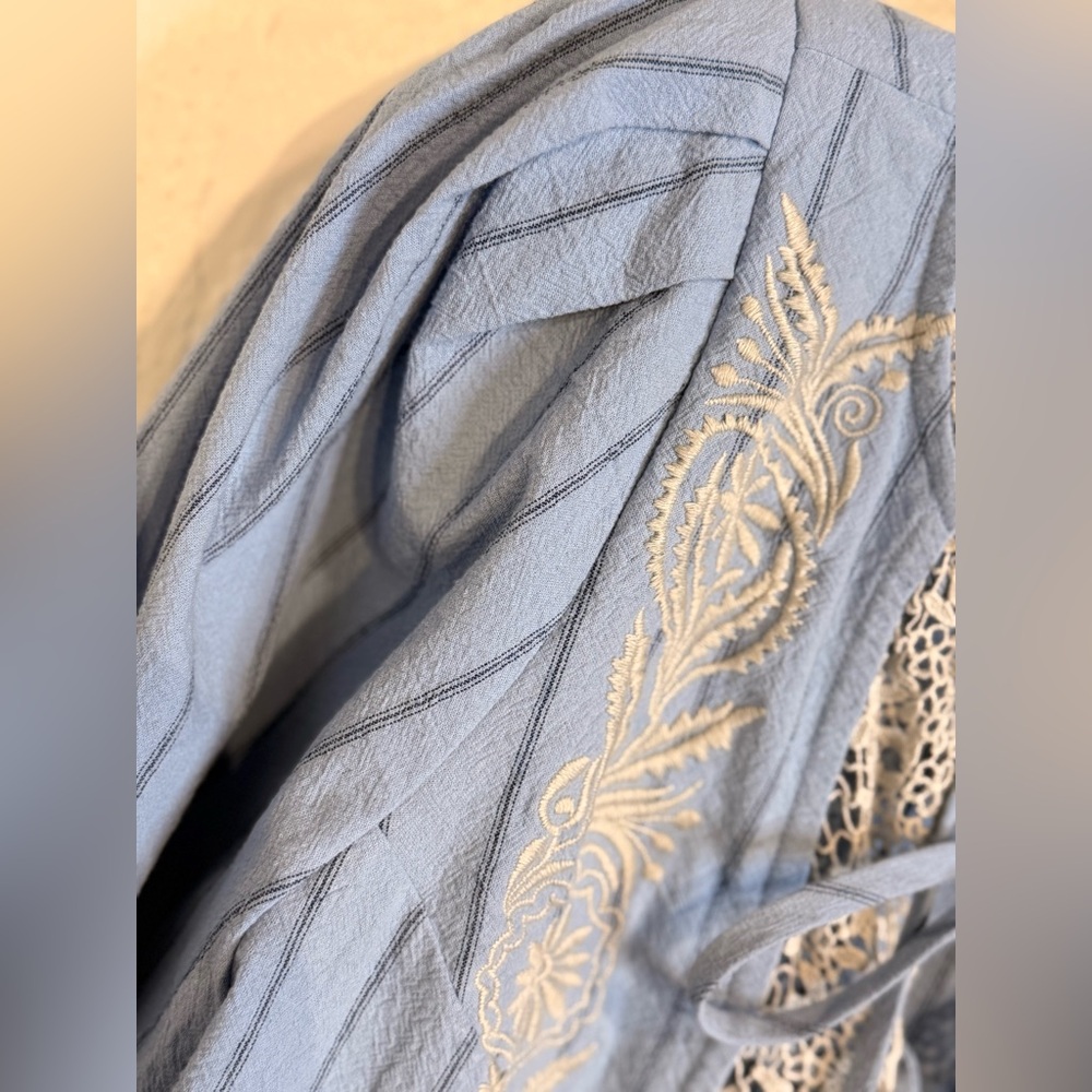 Bali Jude Top in chambray - Picture 7 of 8
